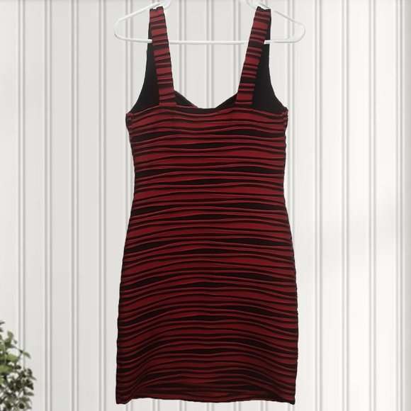 M | SubWay | Twisted Chest Mini Body-Con Dress - Picture 3 of 4